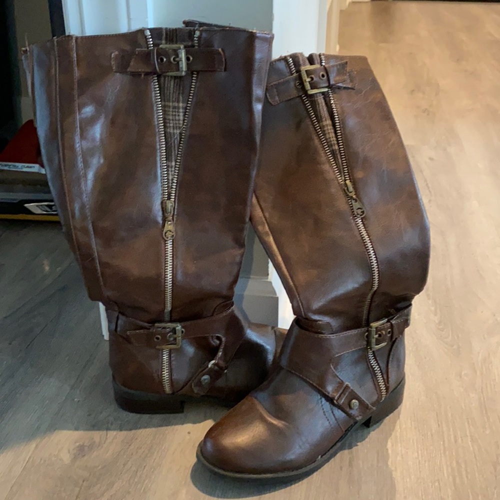 SOLD Guess Brown Tall Boots 7.5